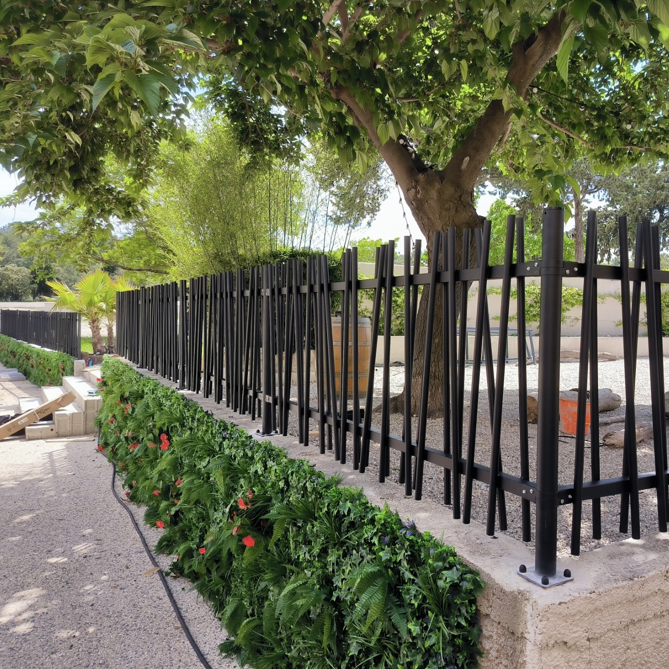 Réalisation Ambiance Clôture — barreaudage aléatoire